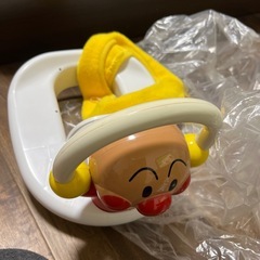 アンパンマンの幼児用便座の画像