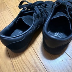 ほぼ新品【adidas】STADT 23.5の画像