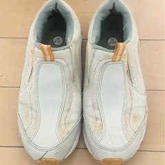 撥水加工スリッポンスニーカー　24cm3Eの画像