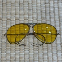 Raybanサングラスケース付きの画像