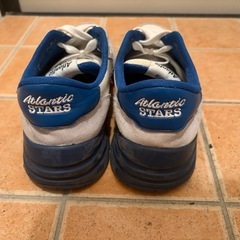 スニーカーの画像