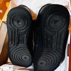美品　NIKE エアフォース1 黒　スニーカーの画像