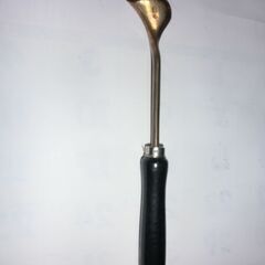 ③●骨董、真鍮？（重い）、こて箱入、●箱の登録商標の漢字が右から書かれてます（画像５）、●検索してもヒットしません、質問されても解りません、年代物、年代の割に状態は良（私感）画像参照、★お手数をおかけしますプロフィール必読ですの画像