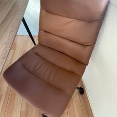 ダイニングテーブル➕チェア2脚セットの画像