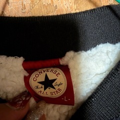 converse ジャンパーの画像