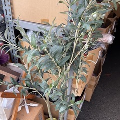 造花の植木鉢の画像