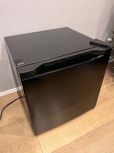 【ほぼ新品】アイリスオーヤマ 冷凍庫 31L 