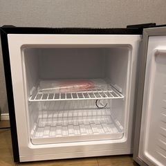 【ほぼ新品】アイリスオーヤマ 冷凍庫 31L の画像