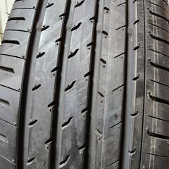 新車外し 225/65R 17 夏タイヤ　４本セットの画像
