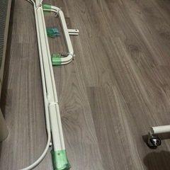 IKEAハンガーラックホワイト
の画像