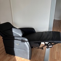 電動リクライニングソファーの画像