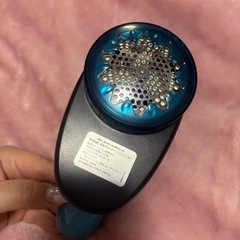 T-faL 毛玉取りクリーナー 乾電池式 毛玉取り機の画像