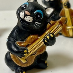 LEPS アンティーク　楽器を演奏　黒猫さんのオーナメント 陶器の画像