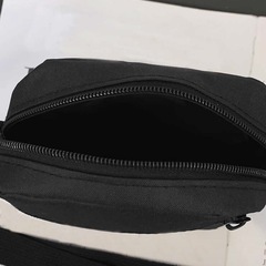 新品のブラック　　　ミニマリストbagの画像