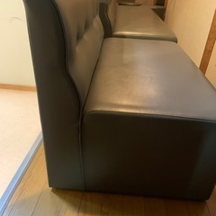 BOX席用ソファ4人用＋2人用セットの画像