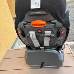 チャイルドシート、回転式、ほんたいシートベルト固定タイプの画像