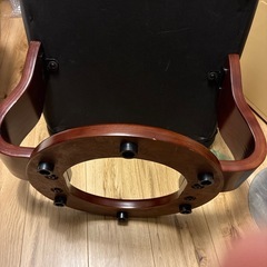 【無料】高級感あり 木製×レザー オットマン／チェア 足置きの画像