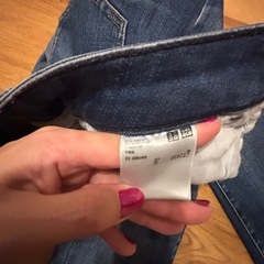 UNIQLO スキニーパンツの画像