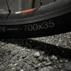 TREK FXシリーズ クロスバイク（FX7.1相当）ホワイト 700Cの画像