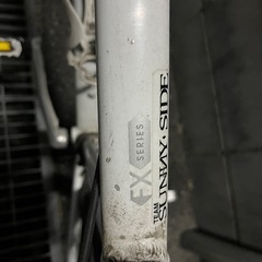 TREK FXシリーズ クロスバイク（FX7.1相当）ホワイト 700Cの画像