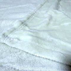 【TOPVALU】冬 シングル毛布 ミントグリーン 140×190cm ポリエステル100％ あったかフランネル素材 洗濯可の画像