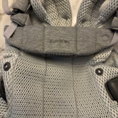 BABYBJÖRN 抱っこ紐 グレー メッシ　Harmonyの画像