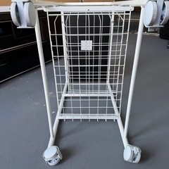 ニトリ ワゴン  白 の画像