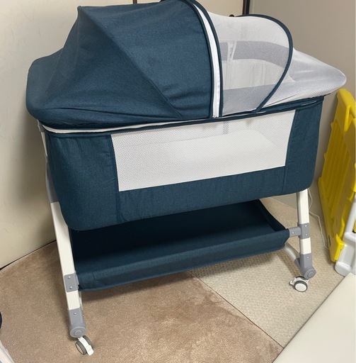 Vinona ベビーベッド美品 (たっちゃん) 泉ヶ丘のベッド《ベビーベッド