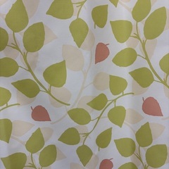 【12/24 13:00〜15:30までに取りに来られる方限定】サンレジャン　グリーン系　リーフ柄カーテン★希望者にはレースカーテンもお付けします    　の画像