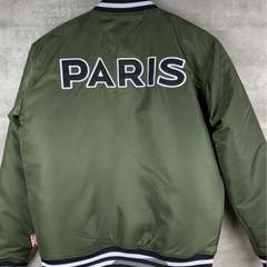 パリサンジェルマン　PSG スタジャン　ビッグロゴ　Mサイズ　Usedの画像