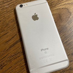 《中古》iPhone６s 32GB シルバーの画像