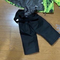 今年の冬派出番が無いかも?子供用スキーウエアの画像