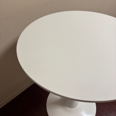※譲り先決まりました　白い丸テーブル／直径60cm・高さ73cm（無料）の画像