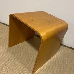 テーブル　3点の画像