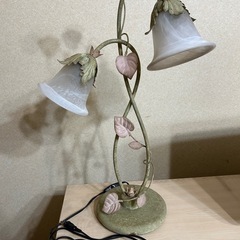 照明 アンティーク オブジェの画像