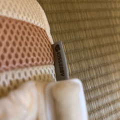 ハチ型　赤ちゃん　転倒防止　リュックKISSBABYの画像