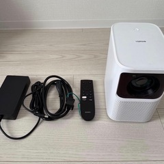 新品同様プロジェクターの画像