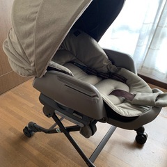 combi ネムリラ AT BEDi オートスイング ハイローチェアの画像