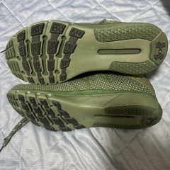 スニーカーの画像