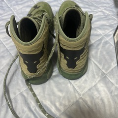 スニーカーの画像