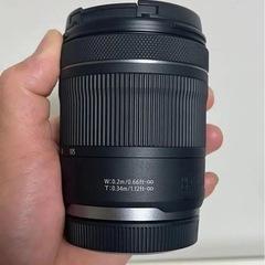 美品　Canon  キャノン RF 24-105 f4-7.1 IS STM の画像