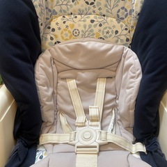 Combi　ハイローチェア　手動の画像