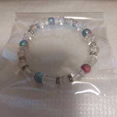 【四季の森フォレオ周辺】クラック水晶 ブレスレット 17cm ブルー系 ハンドメイド 春夏向けの画像