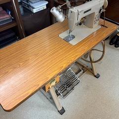 TA2 B622 職業用　足踏み　ミシンの画像