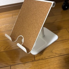 【イケア】タブレットスタンドの画像