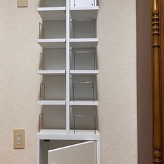 あげます!CDラック 本棚 キャスター付き  漫画 縦型 4面 幅30×奥行30×高130 ホワイトの画像