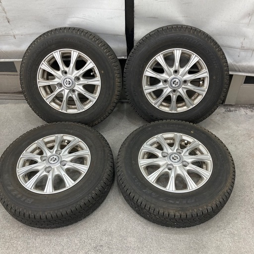 軽トラ、軽バン用スタッドレス　145R12   6Pブリヂストン