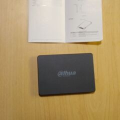 パソコン用のＳＳＤ（１２８GB)単体の画像