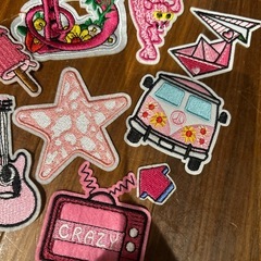 ピンク　ワッペン　13個セットの画像