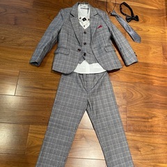 男の子フォーマルスーツ 子供 スーツ キッズ フォーマル スーツ 子供服 七五三 お宮参り 紳士服 入学式 卒業式 入園式 用 130cmの画像